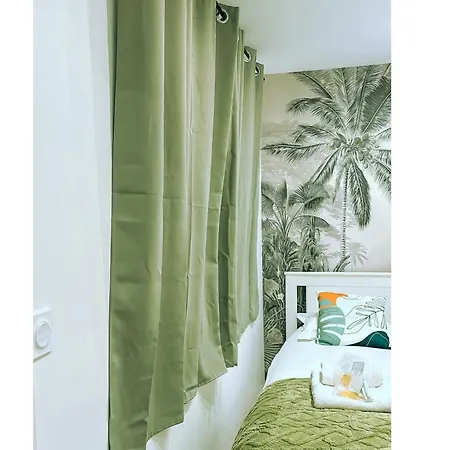 Apartment Amazing - Location Near The Metro, Modern Amenities And Style