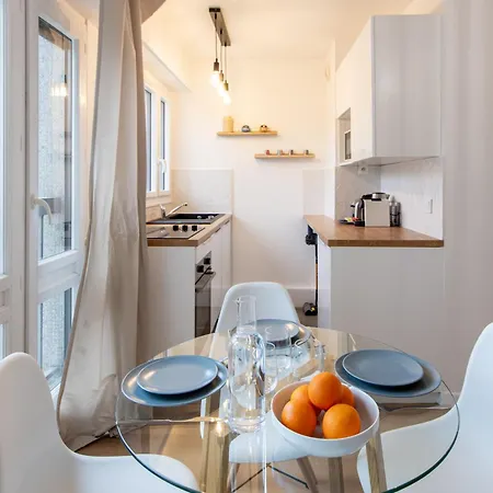 Amazing - Location Near The Metro, Modern Amenities And Style Appartement Paris