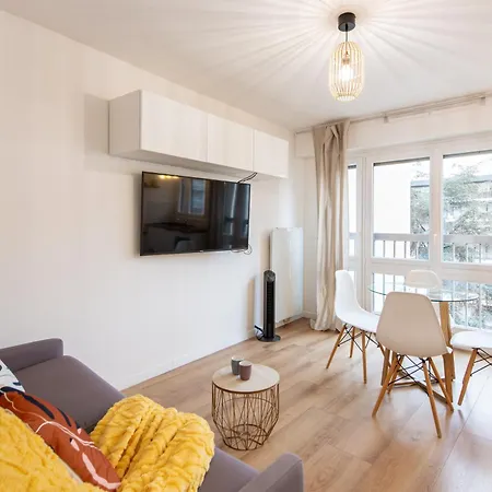 Appartement Amazing - Location Near The Metro, Modern Amenities And Style