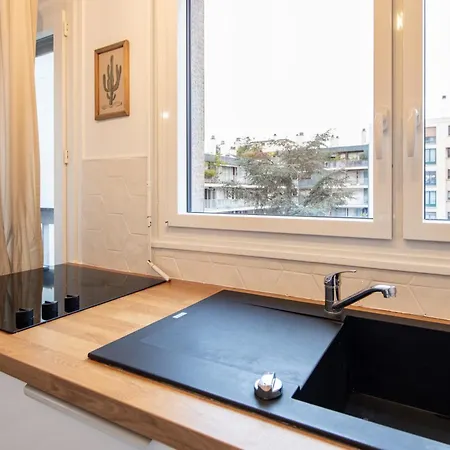 Appartement Amazing - Location Near The Metro, Modern Amenities And Style *