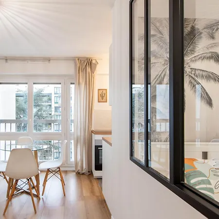 Appartement Amazing - Location Near The Metro, Modern Amenities And Style Paris