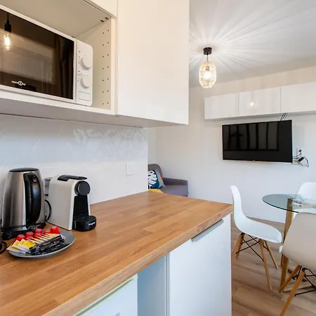 Amazing - Location Near The Metro, Modern Amenities And Style Paris