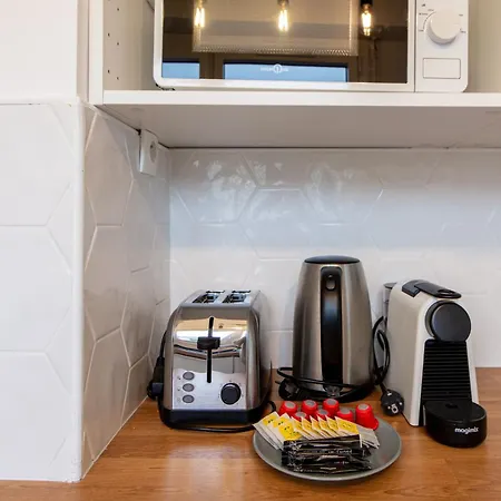Amazing - Location Near The Metro, Modern Amenities And Style Paris