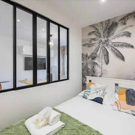 Amazing - Location Near The Metro, Modern Amenities And Style * Paris