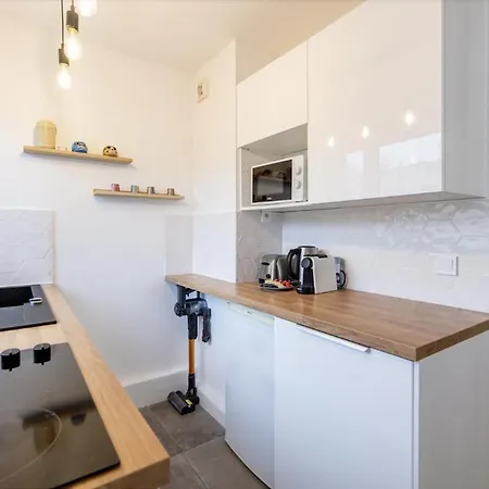Amazing - Location Near The Metro, Modern Amenities And Style Paris